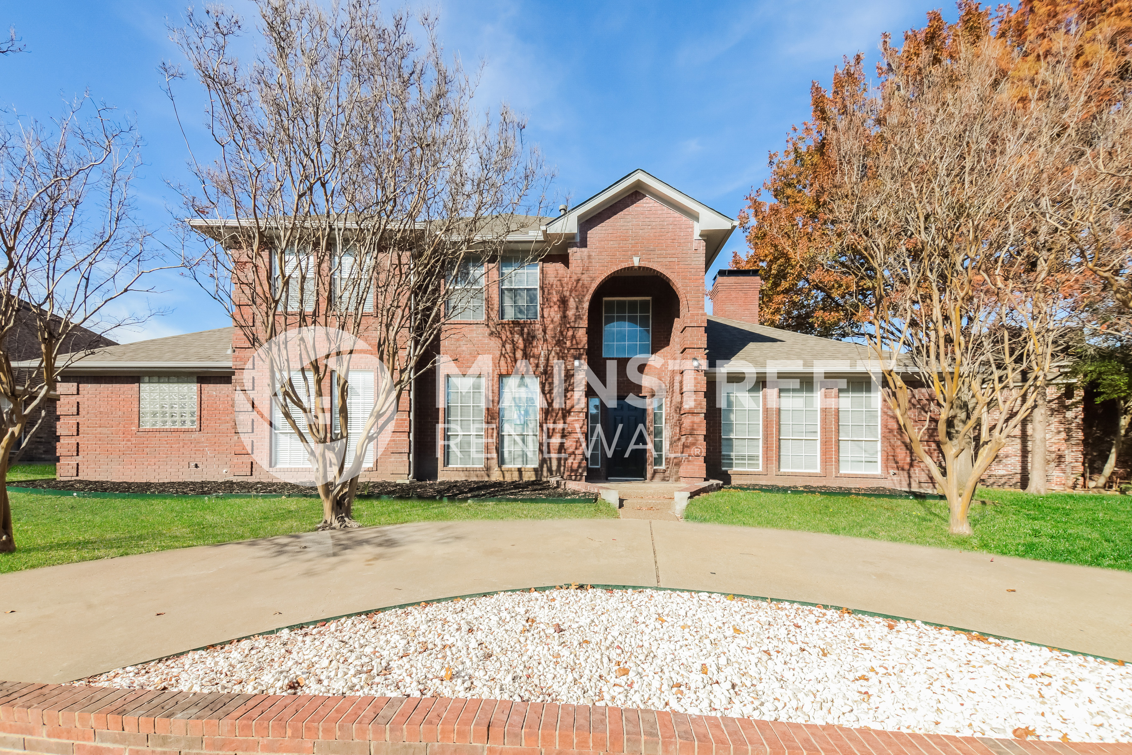2801 Willow Ridge Dr Garland, TX 75044